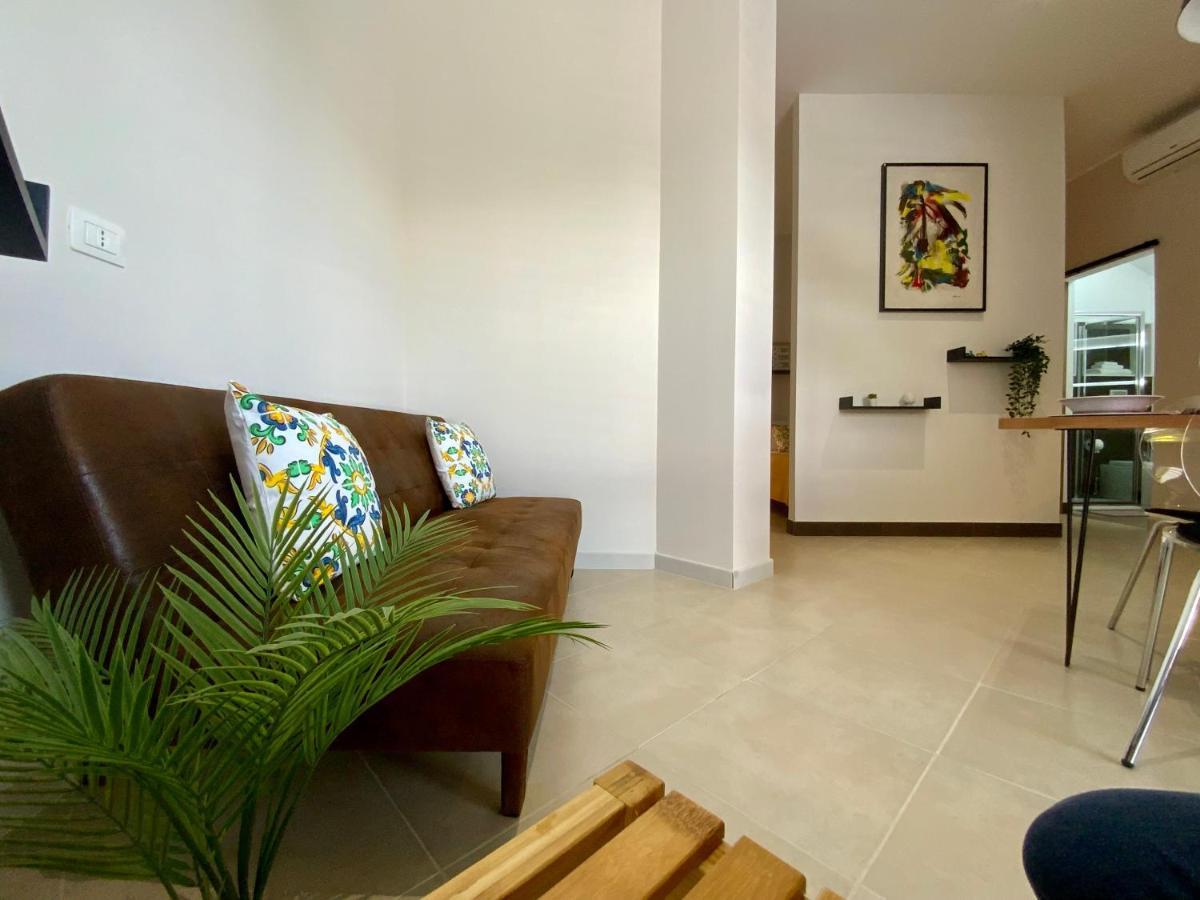 “Bedda Mattri” Dimora Siciliana Apartment อาโวลา ภายนอก รูปภาพ