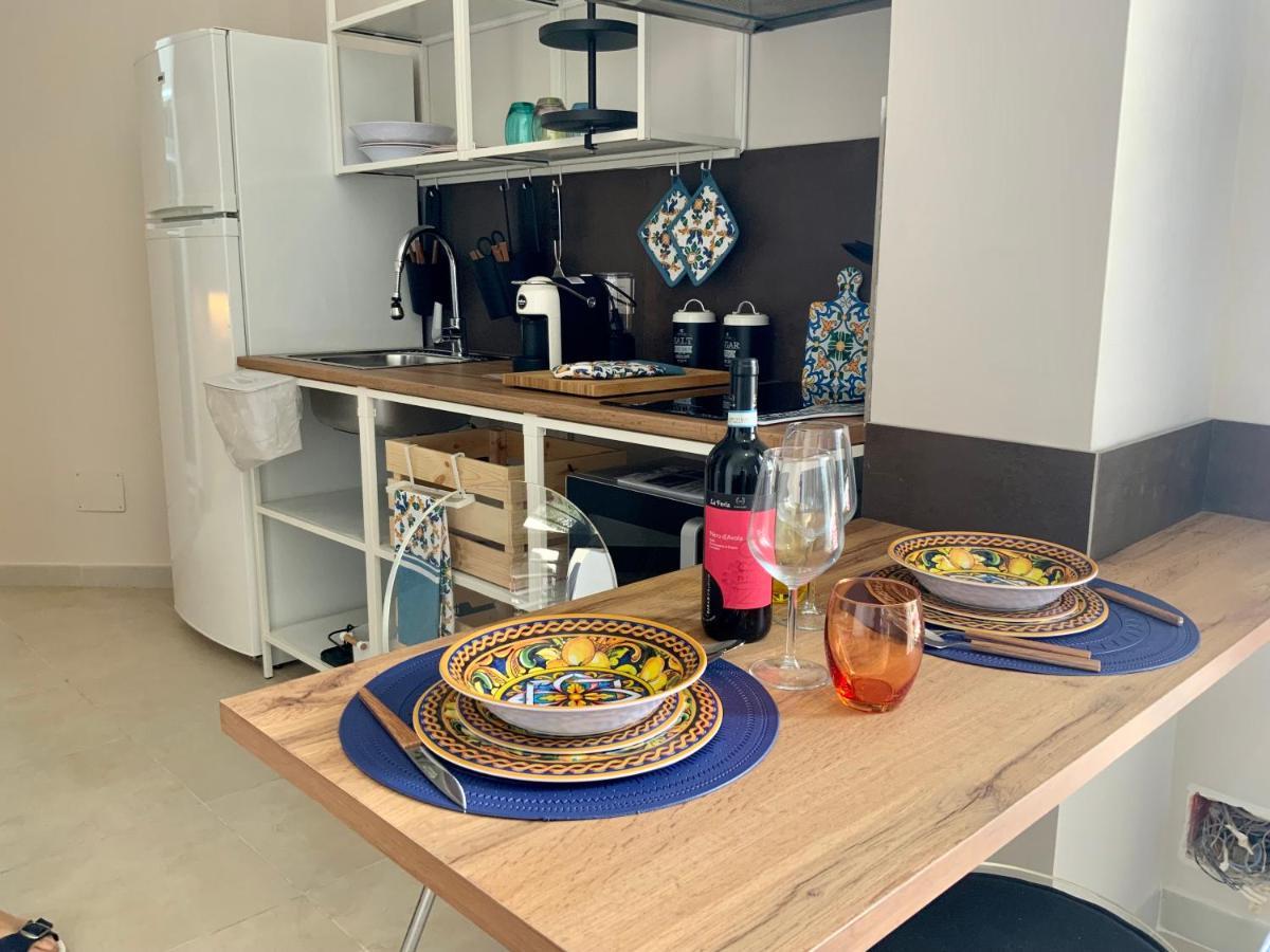 “Bedda Mattri” Dimora Siciliana Apartment อาโวลา ภายนอก รูปภาพ